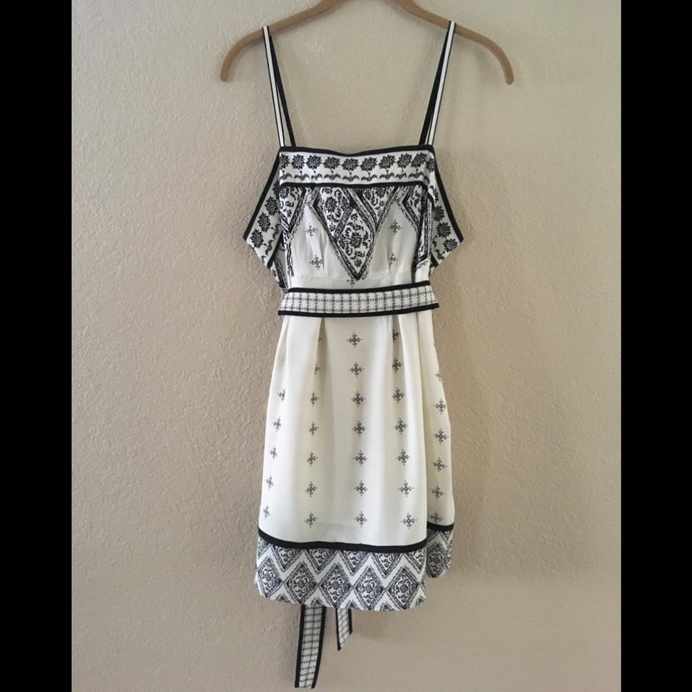 Spaghetti Strap Tunic-Ivory/White w/Black Print  L